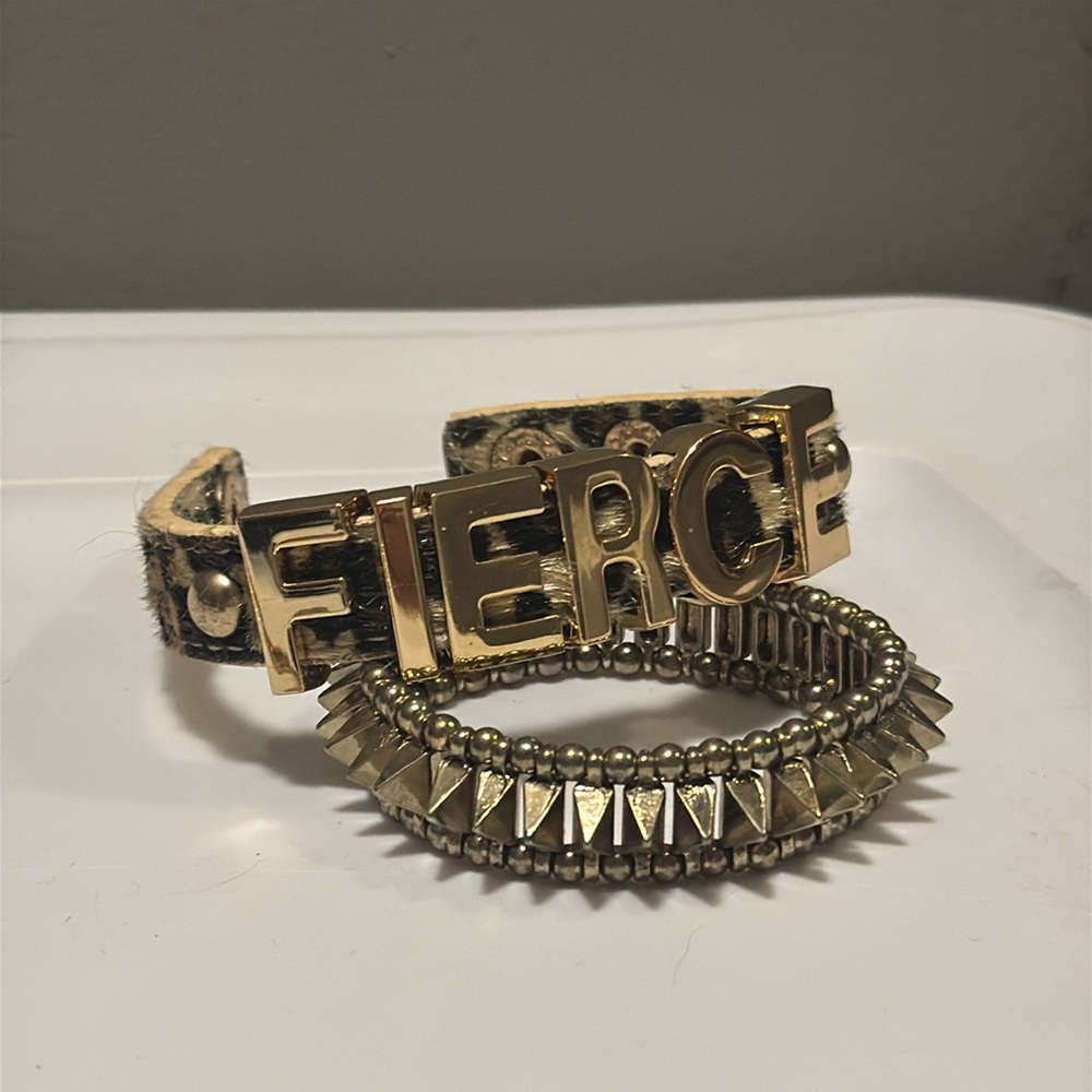 BCBG Affirmation FIERCE Gold Leopard Snap Bracelet